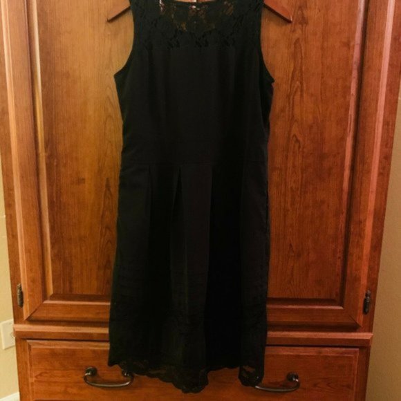 Unbranded | Little Black Dress Sleeveless with Lace Accents | Size L - Picture 5 of 12